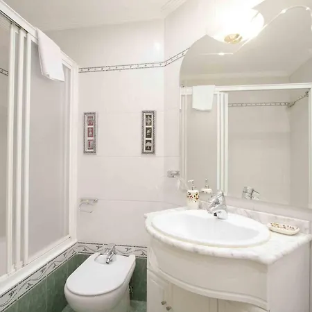 The Collection Boutique سان سيباستيان